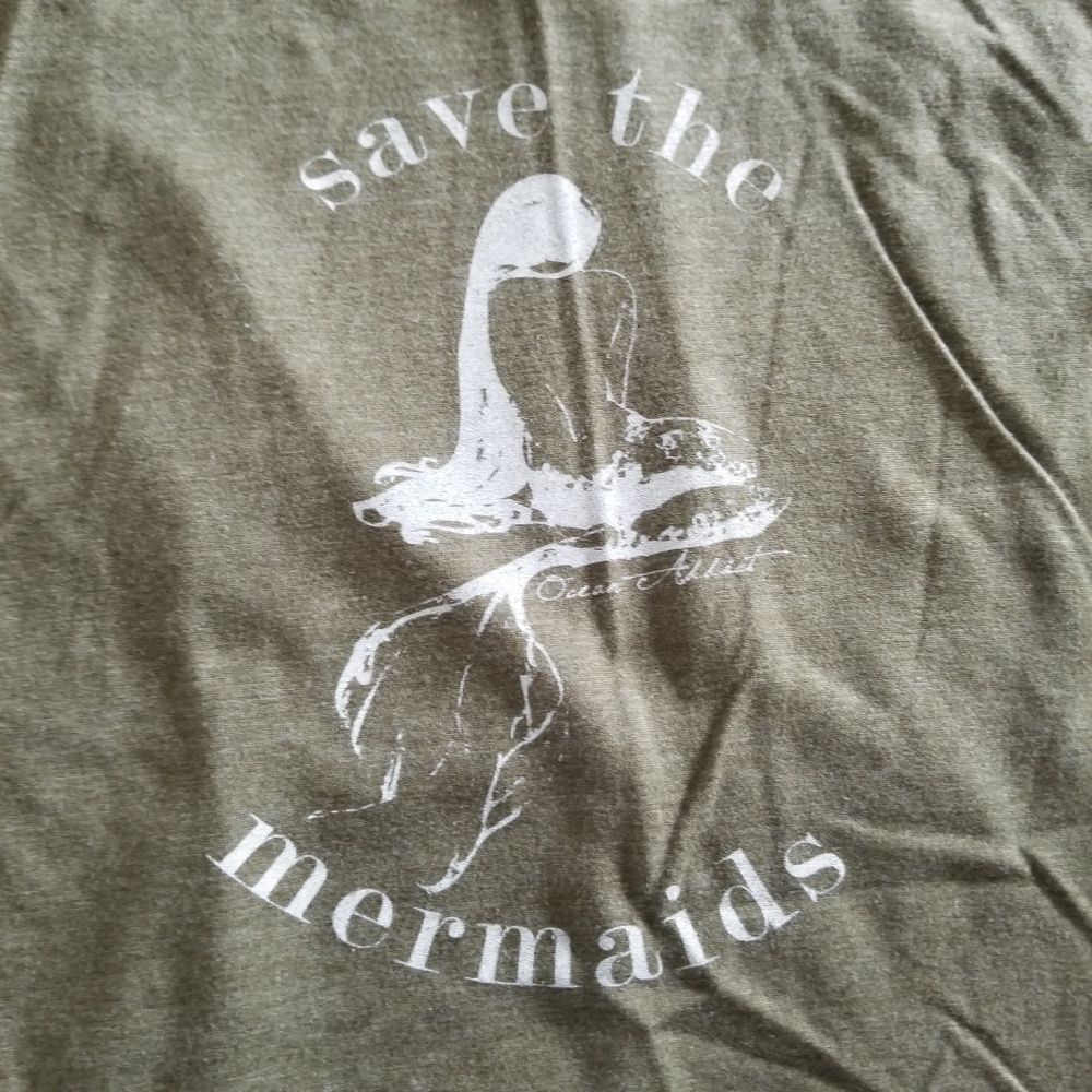 Tank Top - Picture 2 of 4